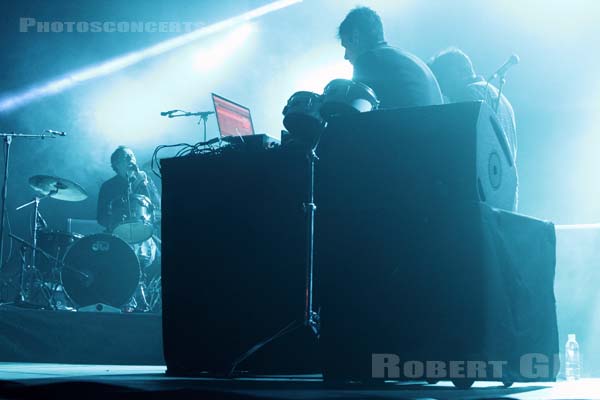 DISCODEINE - 2013-12-13 - PARIS - CentQuatre - Nef Curial - 